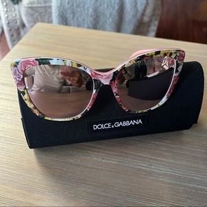 DOLCE & GABBANA women sun glasses